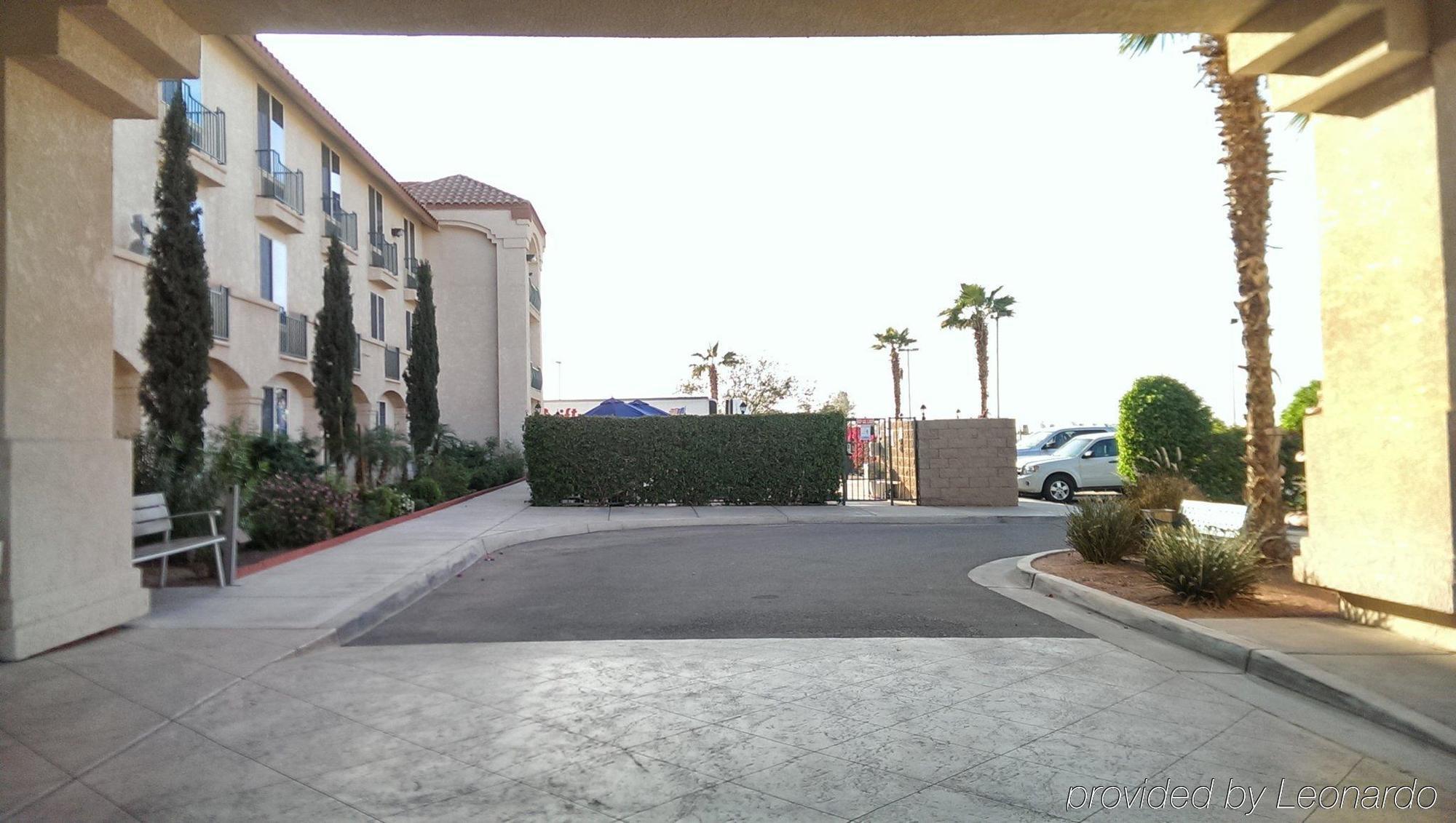 Hampton Inn By Hilton Calexico Exterior photo