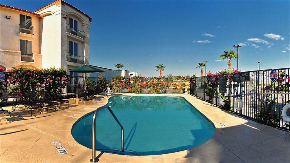 Hampton Inn By Hilton Calexico Exterior photo